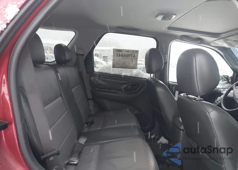 2004 Ford Escape Xlt from USA, damaged, VIN 1FMYU93194DA04980